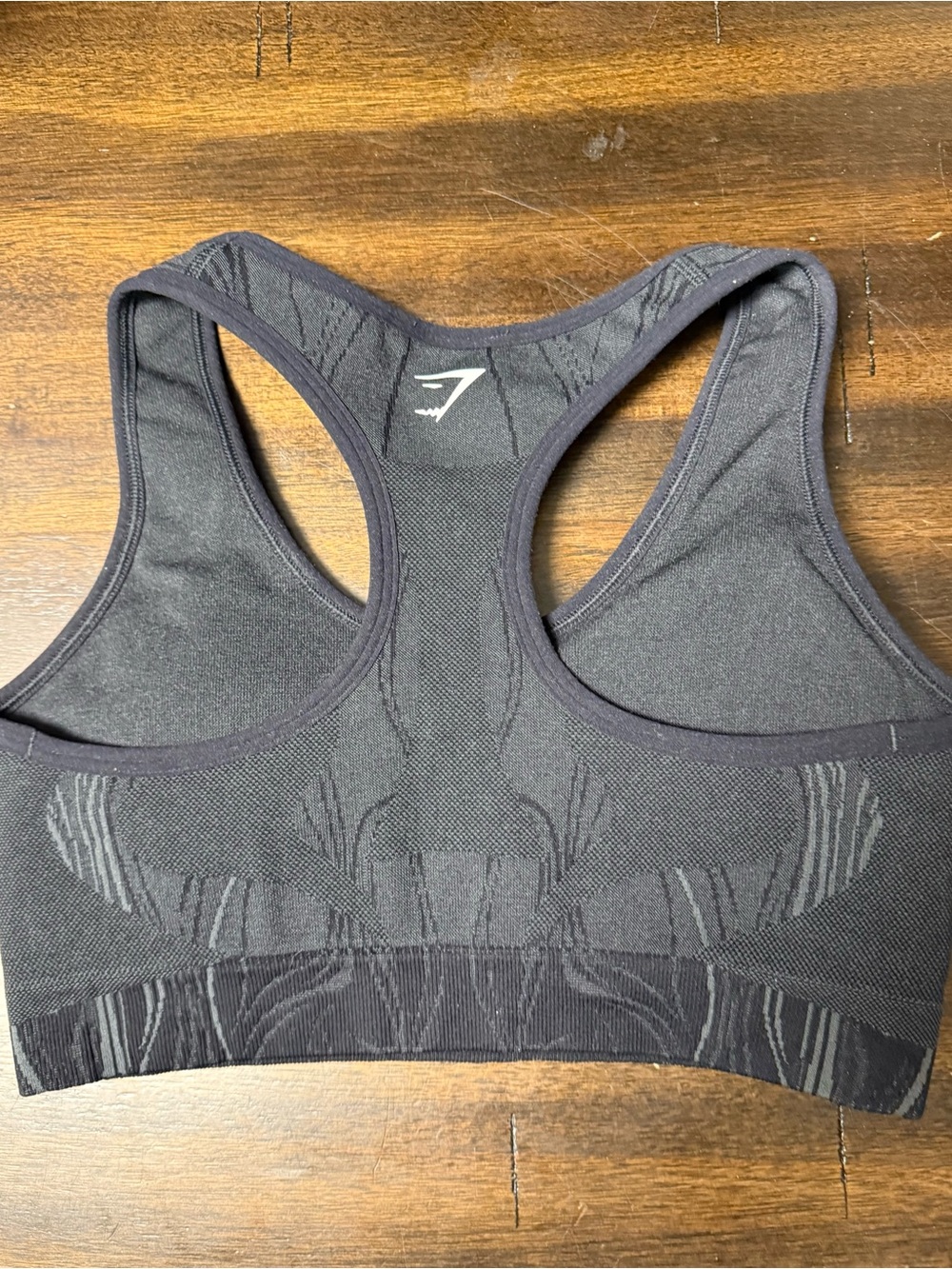 Gymshark Black Seamless Racerback Sports Bra with Subtle Pattern - Picture 2 of 3